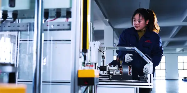 Поточная, автоматизированная сборка